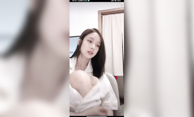 最新《瘋狂抖音》外篇之《抖音擦邊2》顏值主播各顯神通 閃現走光 刷邊尿尿熱舞 扣逼漏奶 (201)