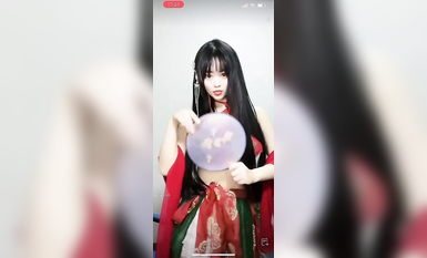 最新《瘋狂抖音》外篇之《抖音擦邊2》顏值主播各顯神通 閃現走光 刷邊尿尿熱舞 扣逼漏奶 (95)