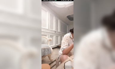 最新《瘋狂抖音》外篇之《抖音擦邊2》顏值主播各顯神通 閃現走光 刷邊尿尿熱舞 扣逼漏奶 (134)