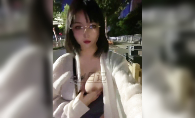 超級蘿莉MM甜 404日記，幾個蘿莉姬的超大尺度自拍，和攝影濕深入的關系，有嬌小又可愛天然白虎蜜臀蘿莉404日記 (4)