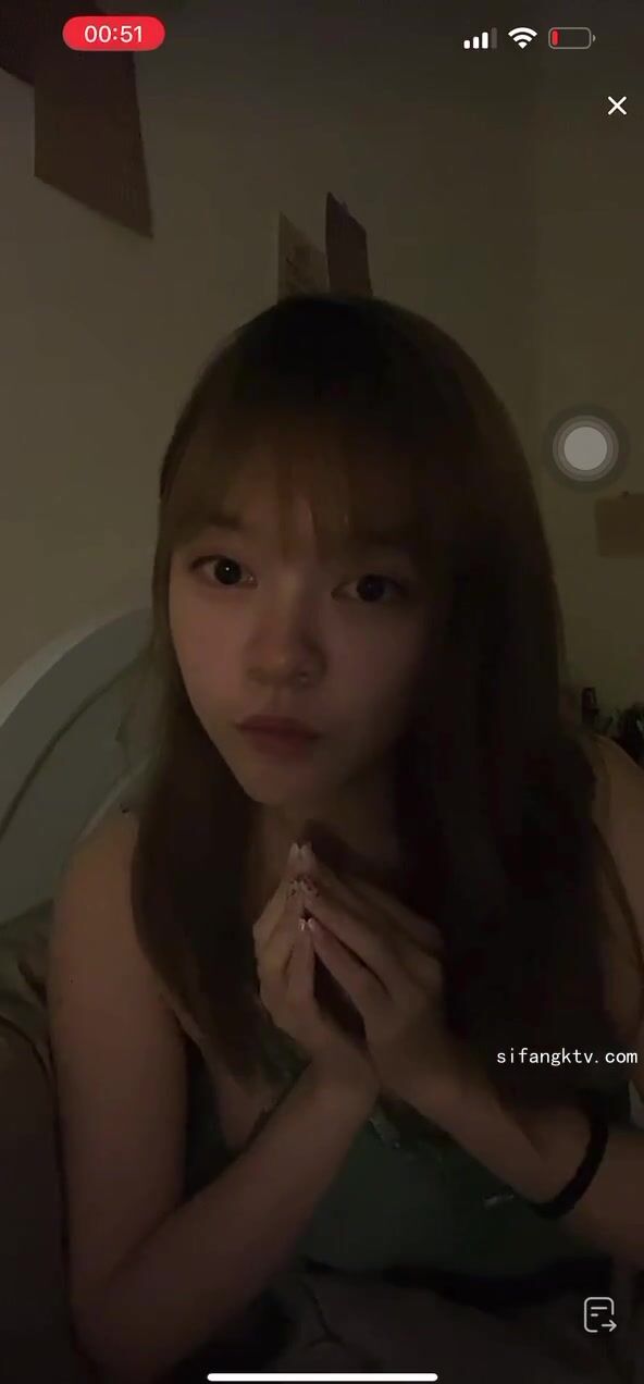 最新《瘋狂抖音》外篇之《抖音擦邊2》顏值主播各顯神通 閃現走光 刷邊尿尿熱舞 扣逼漏奶 (65)