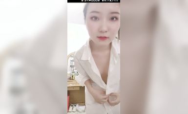 最新《瘋狂抖音》外篇之《抖音擦邊2》顏值主播各顯神通 閃現走光 刷邊尿尿熱舞 扣逼漏奶 (6)