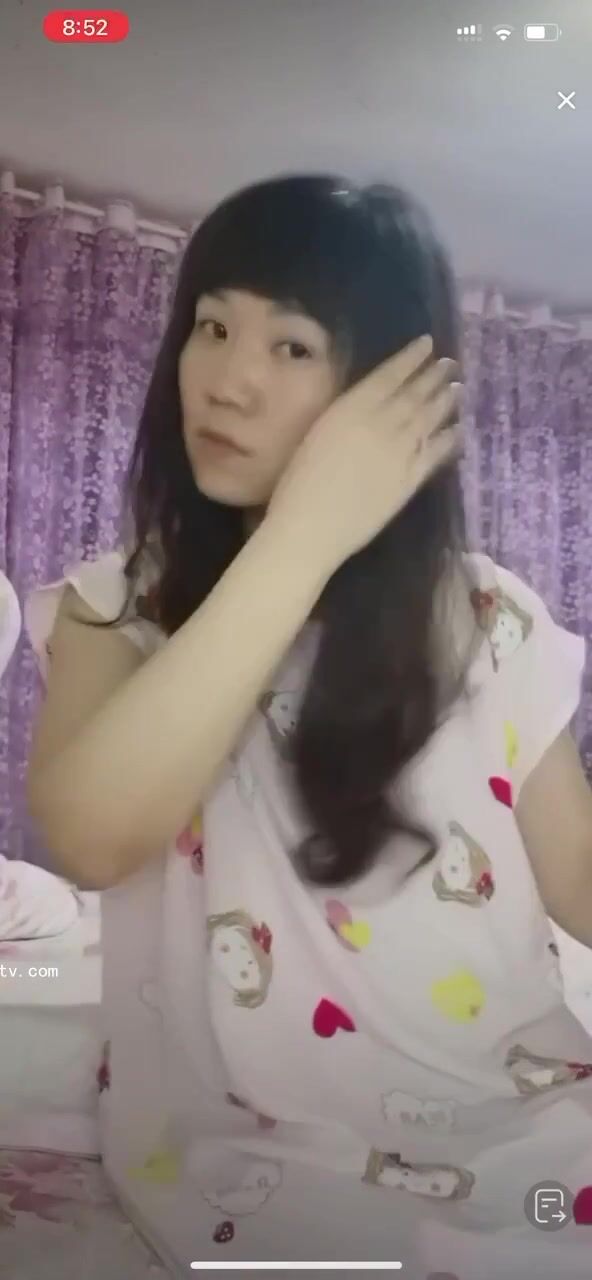 最新《瘋狂抖音》外篇之《抖音擦邊2》顏值主播各顯神通 閃現走光 刷邊尿尿熱舞 扣逼漏奶 (27)