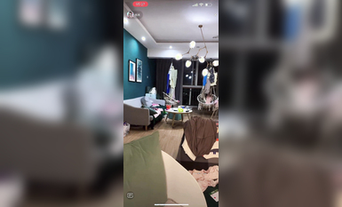 最新《瘋狂抖音》外篇之《抖音擦邊2》顏值主播各顯神通 閃現走光 刷邊尿尿熱舞 扣逼漏奶 (35)