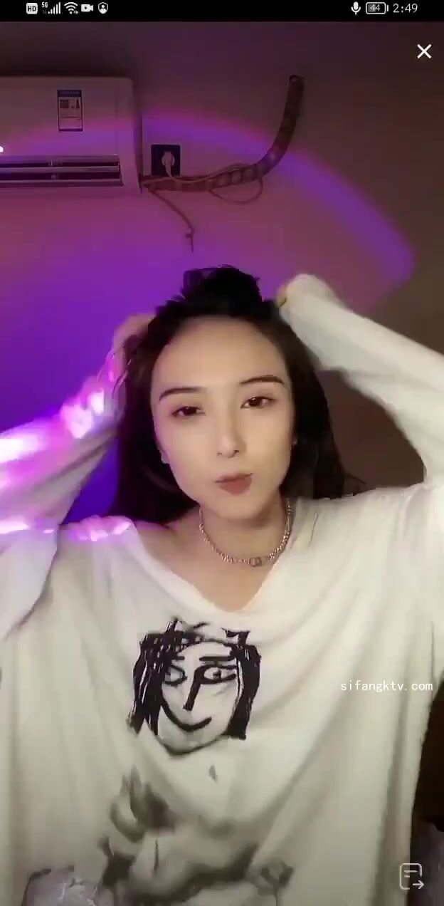 最新《瘋狂抖音》外篇之《抖音擦邊2》顏值主播各顯神通 閃現走光 刷邊尿尿熱舞 扣逼漏奶 (197)