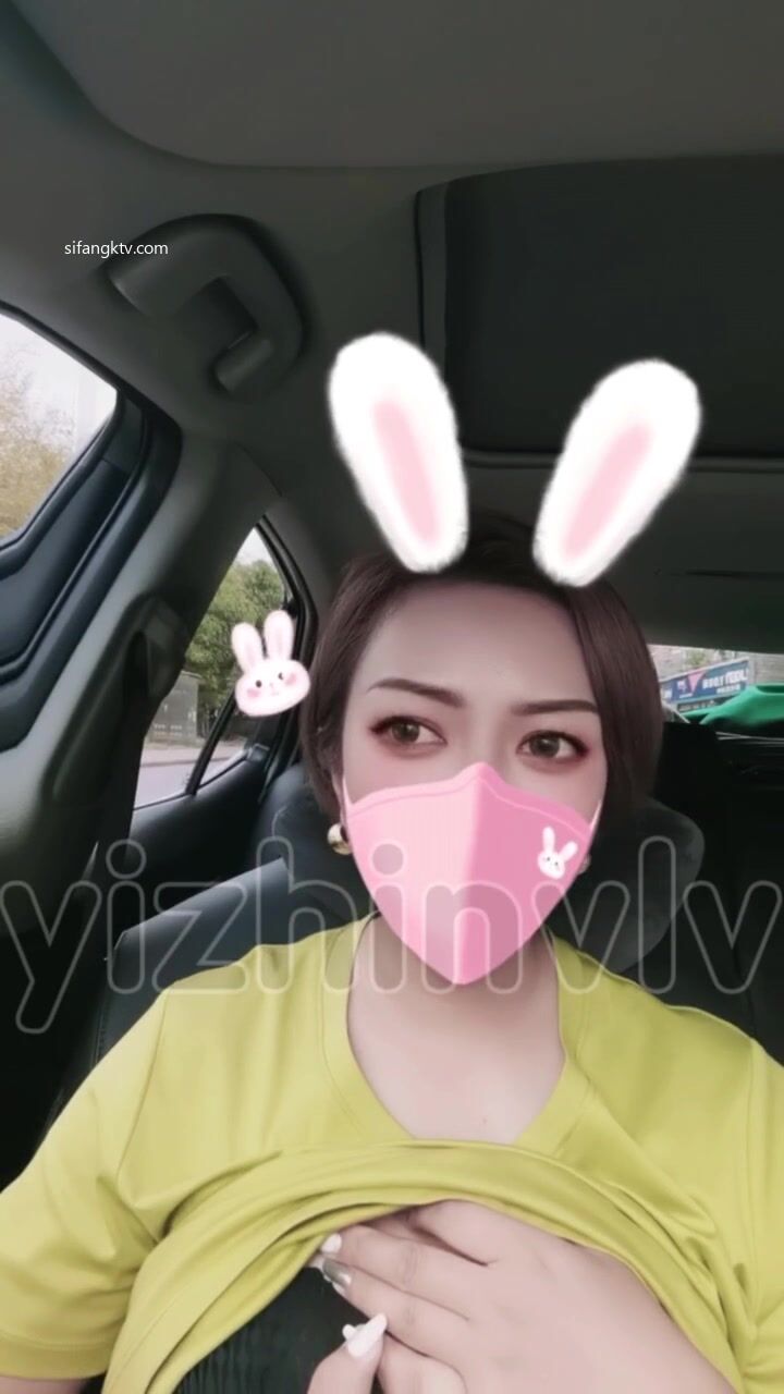 推特女神『大婊姐』特別節目群P啪啪私拍 萬眾期待衣櫃藏人 出來好幾個猛男一起操騷貨浪穴 (4)