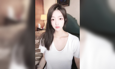 最新《瘋狂抖音》外篇之《抖音擦邊2》顏值主播各顯神通 閃現走光 刷邊尿尿熱舞 扣逼漏奶 (177)