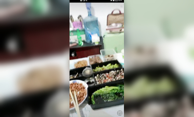 最新《瘋狂抖音》外篇之《抖音擦邊2》顏值主播各顯神通 閃現走光 刷邊尿尿熱舞 扣逼漏奶 (53)