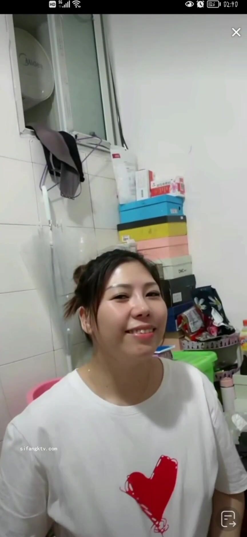 最新《瘋狂抖音》外篇之《抖音擦邊2》顏值主播各顯神通 閃現走光 刷邊尿尿熱舞 扣逼漏奶 (53)