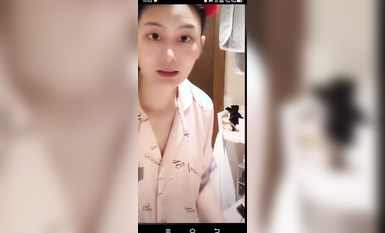 最新《瘋狂抖音》外篇之《抖音擦邊2》顏值主播各顯神通 閃現走光 刷邊尿尿熱舞 扣逼漏奶 (179)