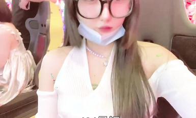 超級蘿莉MM甜 404日記，幾個蘿莉姬的超大尺度自拍，和攝影濕深入的關系，有嬌小又可愛天然白虎蜜臀蘿莉404日記 (9)