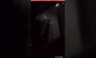 最新《瘋狂抖音》外篇之《抖音擦邊2》顏值主播各顯神通 閃現走光 刷邊尿尿熱舞 扣逼漏奶 (20)