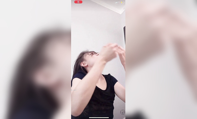 最新《瘋狂抖音》外篇之《抖音擦邊2》顏值主播各顯神通 閃現走光 刷邊尿尿熱舞 扣逼漏奶 (70)