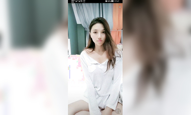 最新《瘋狂抖音》外篇之《抖音擦邊2》顏值主播各顯神通 閃現走光 刷邊尿尿熱舞 扣逼漏奶 (21)