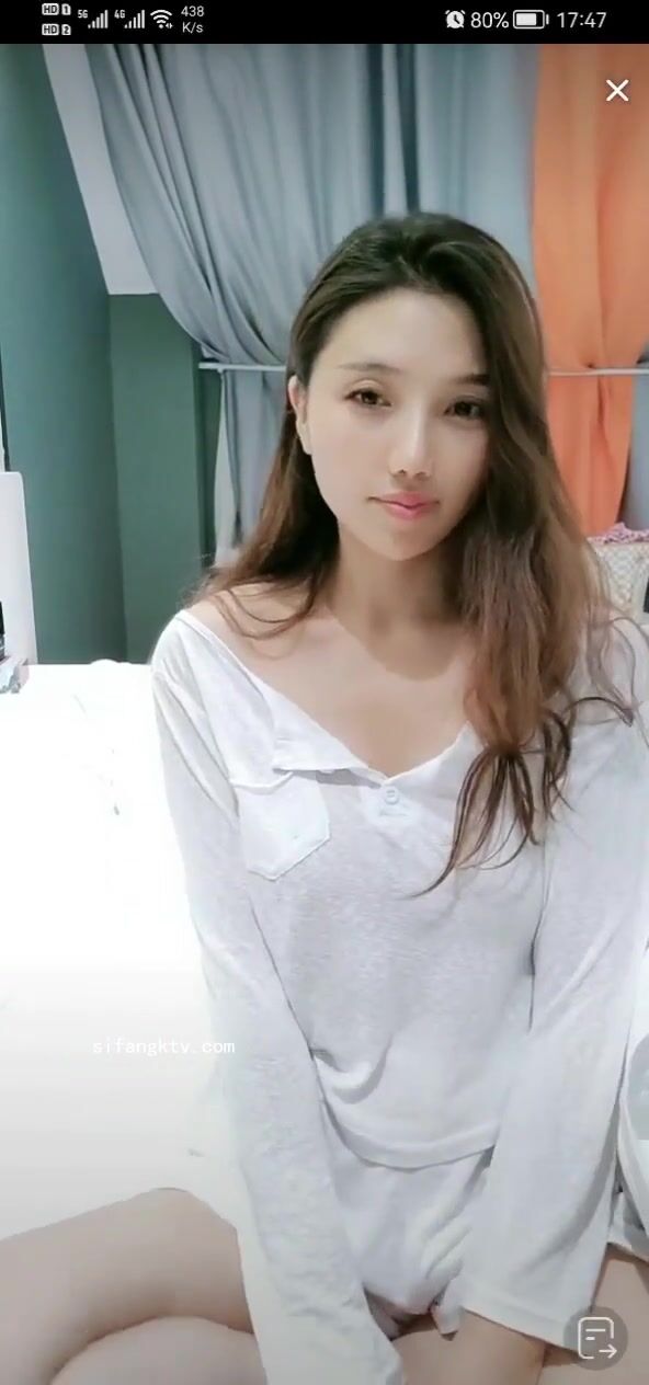 最新《瘋狂抖音》外篇之《抖音擦邊2》顏值主播各顯神通 閃現走光 刷邊尿尿熱舞 扣逼漏奶 (21)