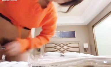 最新《瘋狂抖音》外篇之《抖音擦邊2》顏值主播各顯神通 閃現走光 刷邊尿尿熱舞 扣逼漏奶 (200)