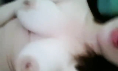 重磅推薦！淫盪肥臀人妻母狗【見過騷的 沒見過這么騷的】喜歡戶外露出，喜歡被很多男人操 (18)