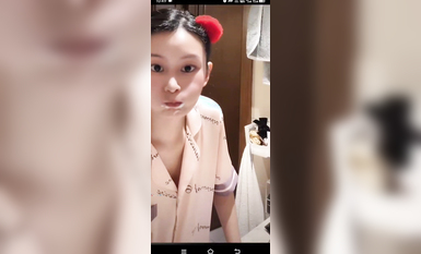 最新《瘋狂抖音》外篇之《抖音擦邊2》顏值主播各顯神通 閃現走光 刷邊尿尿熱舞 扣逼漏奶 (178)