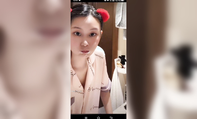 最新《瘋狂抖音》外篇之《抖音擦邊2》顏值主播各顯神通 閃現走光 刷邊尿尿熱舞 扣逼漏奶 (178)