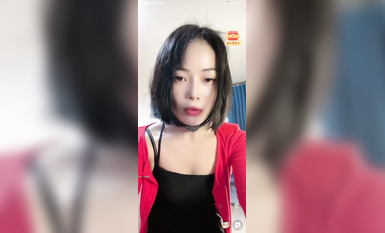 最新《瘋狂抖音》外篇之《抖音擦邊2》顏值主播各顯神通 閃現走光 刷邊尿尿熱舞 扣逼漏奶 (194)