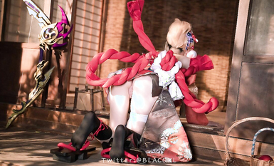 萌新推特00後露臉美少女▌白莉愛吃巧克力▌超美畫風Cos原神宵宮 可愛小蘿莉 三點全露又粉又嫩