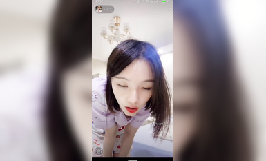 最新《瘋狂抖音》外篇之《抖音擦邊2》顏值主播各顯神通 閃現走光 刷邊尿尿熱舞 扣逼漏奶 (162)