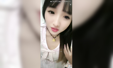 最新《瘋狂抖音》外篇之《抖音擦邊2》顏值主播各顯神通 閃現走光 刷邊尿尿熱舞 扣逼漏奶 (61)