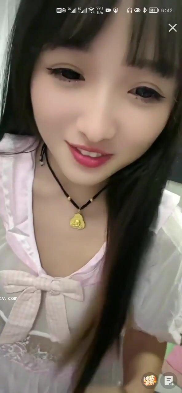 最新《瘋狂抖音》外篇之《抖音擦邊2》顏值主播各顯神通 閃現走光 刷邊尿尿熱舞 扣逼漏奶 (61)