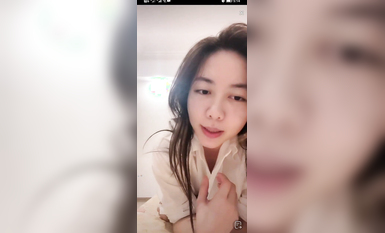 最新《瘋狂抖音》外篇之《抖音擦邊2》顏值主播各顯神通 閃現走光 刷邊尿尿熱舞 扣逼漏奶 (99)