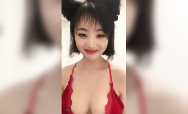 女神！奶子超級大~【聲音超甜】尺度突破！終於漏B了~狂擼~ (5)