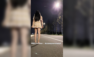 五個極品身材蘿莉反差露出萌妹 公路啪啪 戶外野戰 餐廳露出 絕版資源 小韻 (3)