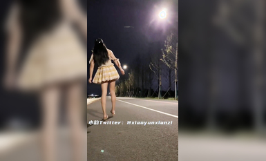 五個極品身材蘿莉反差露出萌妹 公路啪啪 戶外野戰 餐廳露出 絕版資源 小韻 (3)