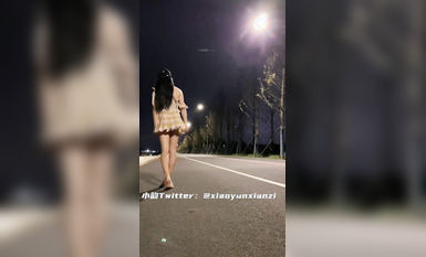 五個極品身材蘿莉反差露出萌妹 公路啪啪 戶外野戰 餐廳露出 絕版資源 小韻 (3)