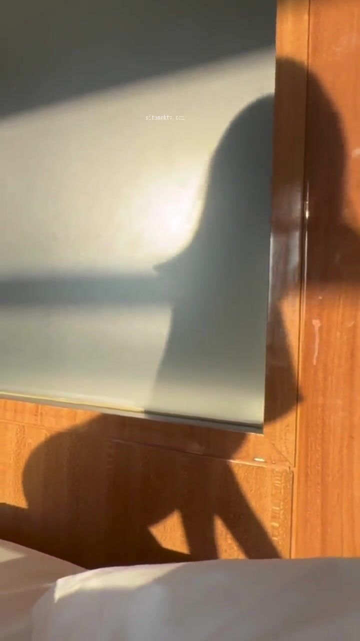 五個極品身材蘿莉反差露出萌妹 公路啪啪 戶外野戰 餐廳露出 絕版資源 mympet (3)