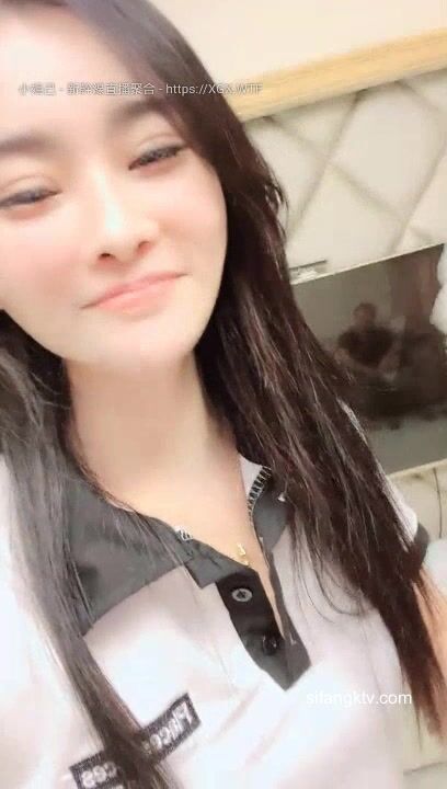 抖音十幾萬粉絲的網紅【周導選新人】還欠28萬高利貸戶外篇 (8)