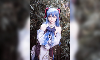 萌新推特00後露臉美少女▌白莉愛吃巧克力▌超色情Cos甘雨粉嫩凸激乳粒 嬌艷欲體粉嫩白虎色氣滿滿