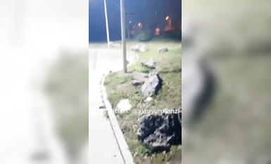 五個極品身材蘿莉反差露出萌妹 公路啪啪 戶外野戰 餐廳露出 絕版資源 小韻 (5)