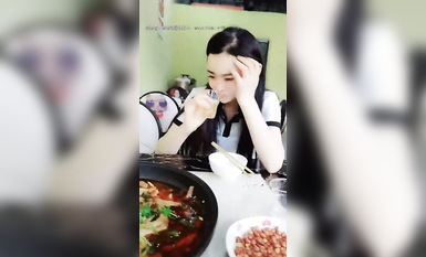 抖音十幾萬粉絲的網紅【周導選新人】還欠28萬高利貸戶外篇 (5)