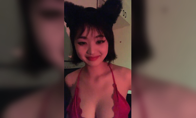 女神！奶子超級大~【聲音超甜】尺度突破！終於漏B了~狂擼~ (3)