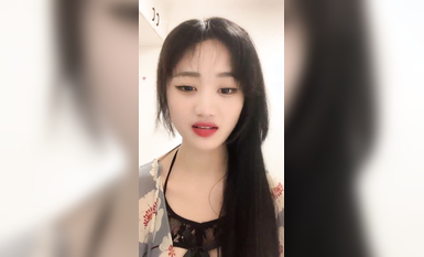 女神！奶子超級大~【聲音超甜】尺度突破！終於漏B了~狂擼~ (1)