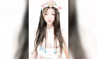 【小奕可】【小一可】新人下海 顏值學妹 跳蛋自慰噴水 (8)