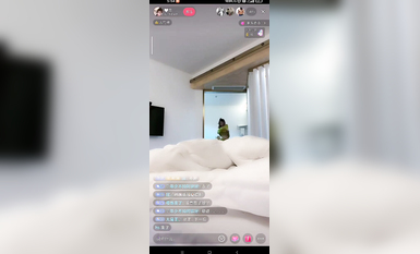 最新《瘋狂抖音》外篇之《抖音擦邊4》顏值主播各顯神通 閃現走光 刷邊瘋狂作死 扣逼漏奶 (34)