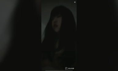 最新《瘋狂抖音》外篇之『三亞美女2』極品三亞外圍美女大秀身材 作死大尺度 摳B揉乳擠奶 (61)