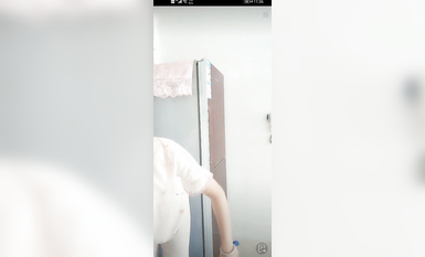 最新《瘋狂抖音》外篇之《抖音擦邊4》顏值主播各顯神通 閃現走光 刷邊瘋狂作死 扣逼漏奶 (67)