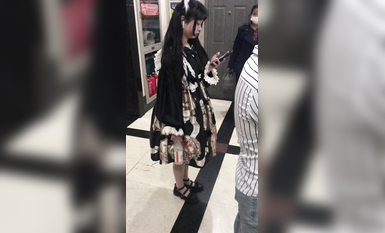 稀缺學姐專場 專業抄底靚麗制服學姐珍藏版 貼著美女屁股抄 有燈光加持畫質特好 超清4K原版 (45)