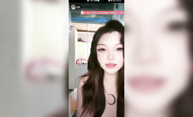 最新《瘋狂抖音》外篇之《抖音擦邊4》顏值主播各顯神通 閃現走光 刷邊瘋狂作死 扣逼漏奶 (298)