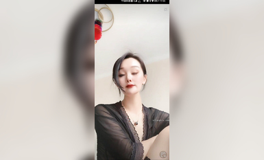 最新《瘋狂抖音》外篇之《抖音擦邊4》顏值主播各顯神通 閃現走光 刷邊瘋狂作死 扣逼漏奶 (304)