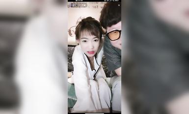 最新《瘋狂抖音》外篇之『三亞美女2』極品三亞外圍美女大秀身材 作死大尺度 摳B揉乳擠奶 (58)