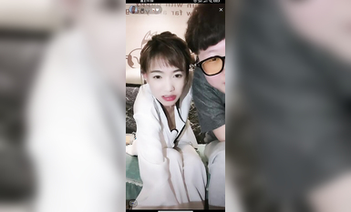 最新《瘋狂抖音》外篇之『三亞美女2』極品三亞外圍美女大秀身材 作死大尺度 摳B揉乳擠奶 (58)