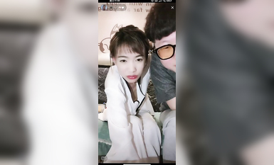 最新《瘋狂抖音》外篇之『三亞美女2』極品三亞外圍美女大秀身材 作死大尺度 摳B揉乳擠奶 (58)